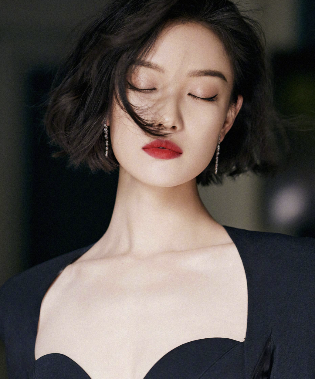 The Art of Transition: How to Master Seasonal Skincare